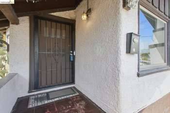 2BR/1BA Single Family House on Nevin Ave · Richmond photo 2
