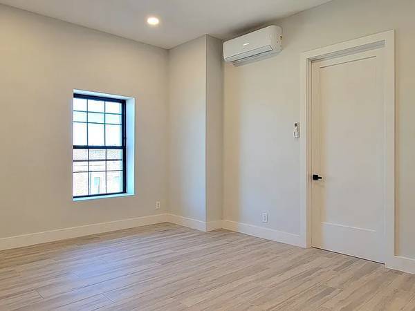1BR/1BA Apartment on Putnam Ave · Brooklyn photo 2