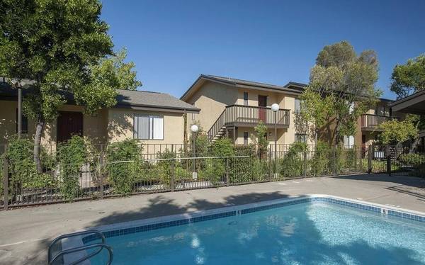 Apartments on Fairfield Ave · Fairfield photo 2