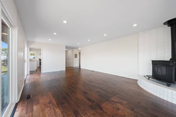 2BR/2BA Single Family House on Centro West · Belvedere Tiburon photo 3