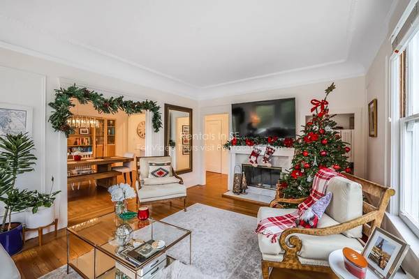 2BR/1BA Condo on Sacramento St · San Francisco photo 3