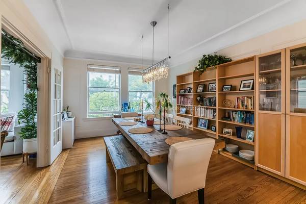 2BR/1BA Condo on Sacramento St · San Francisco photo 5