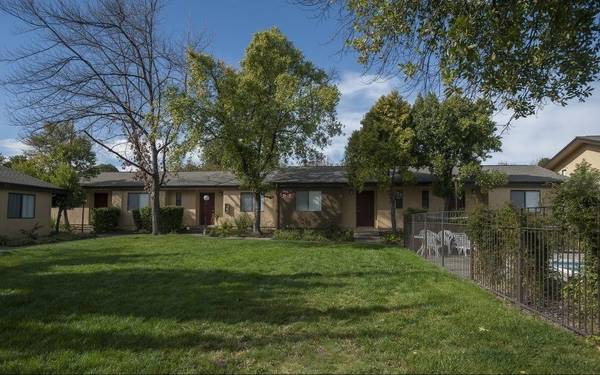 Apartments on Fairfield Ave · Fairfield photo 5