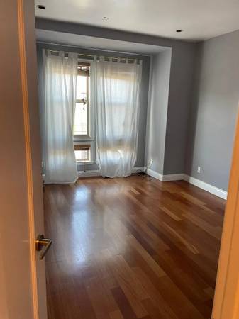 3BR/2BA Single Family House on 25th Ave · San Francisco
