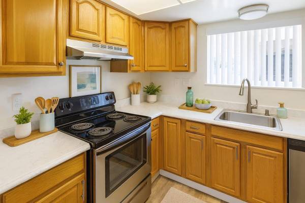 Apartments on Laguna St · Concord photo 4