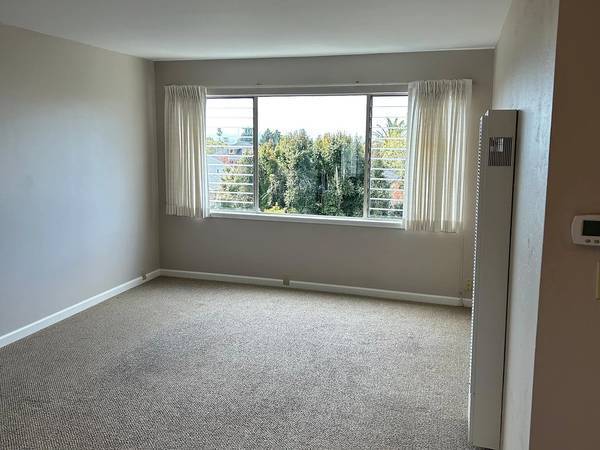 1BR/1BA Apartment on Ocean Ave · Brooklyn photo 4