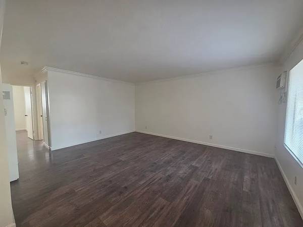 2BR/1BA Condo on Saint John St · Pleasanton photo 3