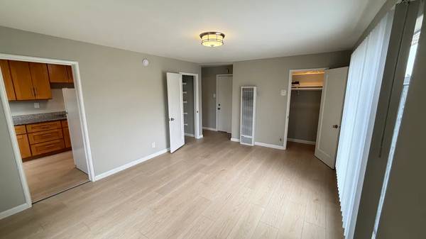 Oakland Manor photo 5