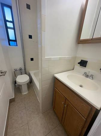 1BR/1BA Apartment on Bay 26th St · Brooklyn photo 4
