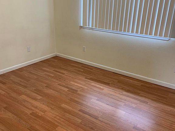 1BR/1BA Apartment on Remsen Ave · Brooklyn