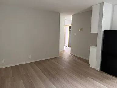 400 Monterey Blvd photo 2