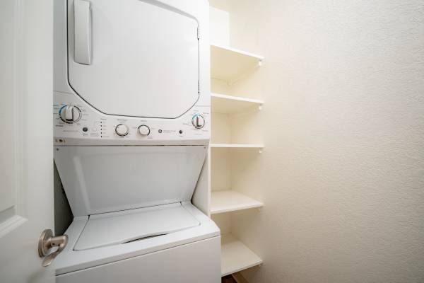 Plum Tree Apartment Homes photo 3