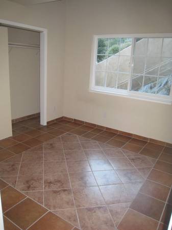 158 Caldecott Ln Oakland, CA 94618 photo 4