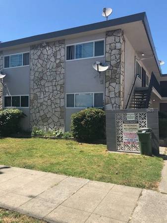 2BR/1BA Apartment · Berkeley