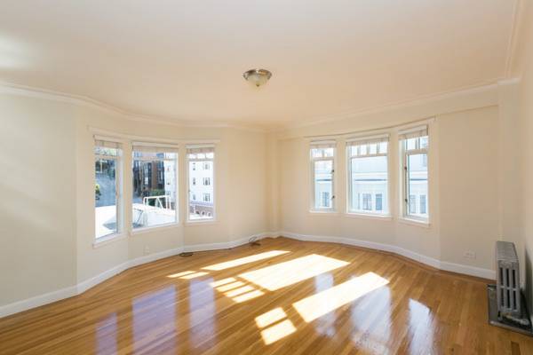1320-1380 Lombard photo 4