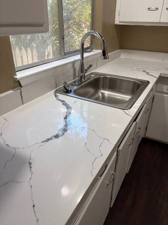 1BR/1BA Apartment on Park Blvd · Oakland photo 3