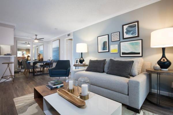 Apartments on Saratoga Ave · San Jose photo 4
