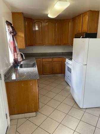 1BR/1BA Single Family House · Santa Rosa photo 4