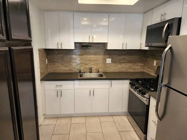Stow Apartments photo 5