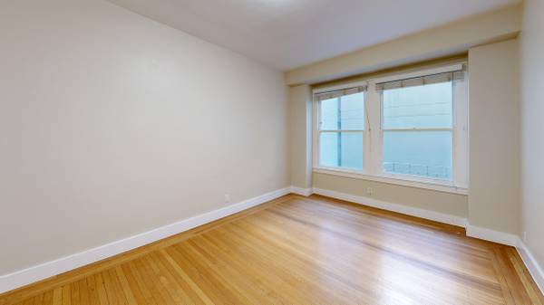 Taylor Street SF Apartment photo 5