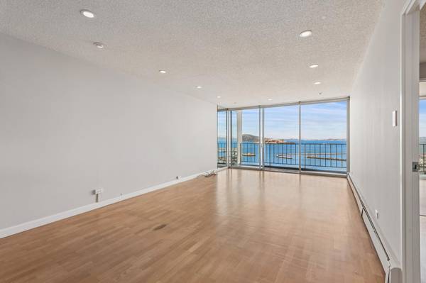Fontana East Apartment photo 5