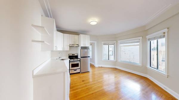 Apartments on O'Farrell Street · San Francisco