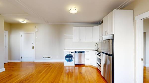 Apartments on O'Farrell Street · San Francisco photo 3