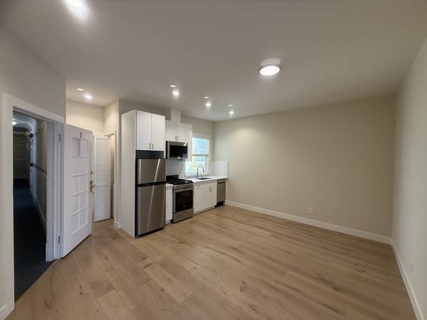 2BR/1BA Apartment on Sacramento St · San Francisco photo 5