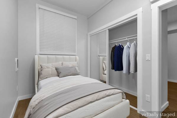 1025 POST Apartments photo 3