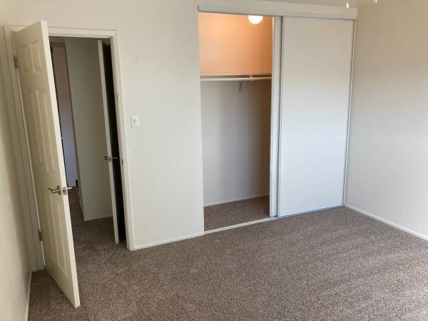 2BR/1BA Apartment on Henry Ave · Pinole photo 5