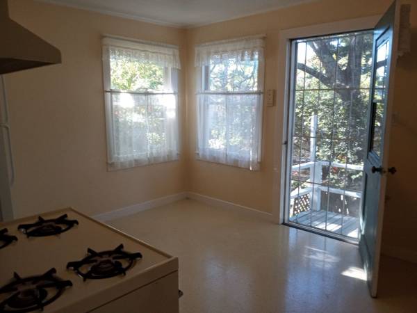 2BR/1BA In Law Adu · Sebastopol photo 4