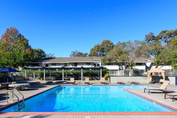 Apartments on Catamaran Street · Foster City photo 4