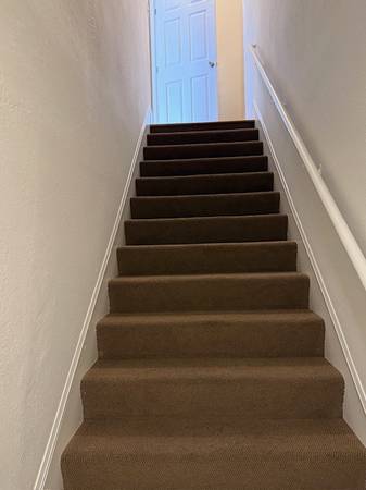 3BR/1BA Duplex · Richmond