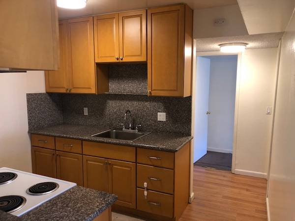 2BR/1BA Apartment · Concord photo 4