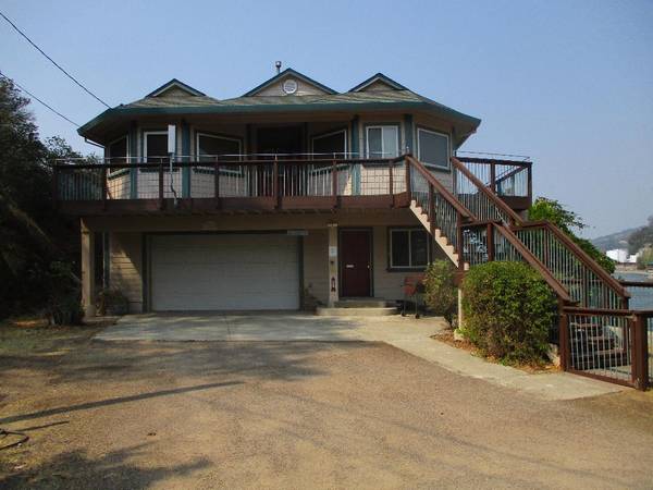 3BR/3BA Single Family House · Clearlake Park photo 2