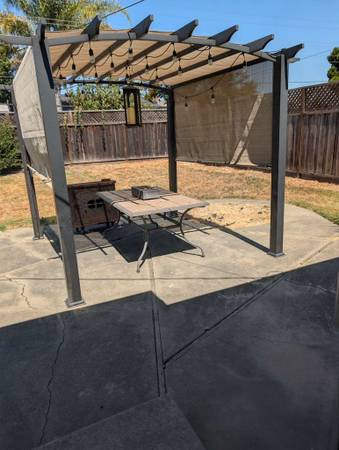 3BR/3BA Single Family House on Curtis Street · Fremont photo 4