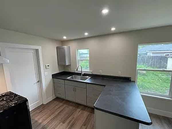 0BR/1BA In Law Adu on Rose Ave · Santa Rosa photo 4