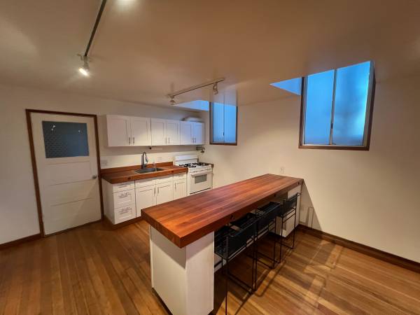 1BR/1BA Other · Alameda photo 3