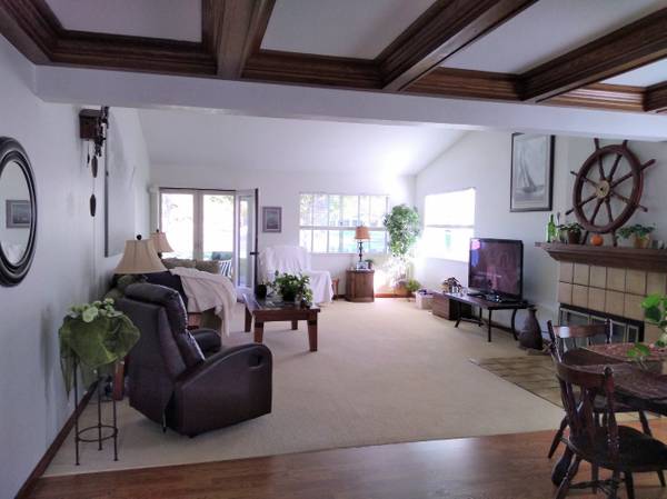 2BR/2BA Condo · Windsor photo 3