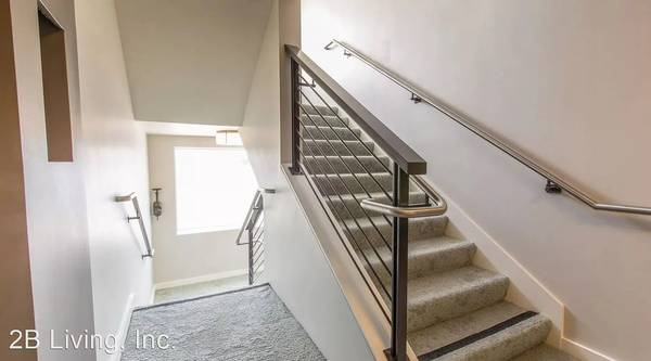 1BR/1BA Apartment · Oakland photo 2