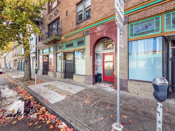 1BR/1BA Apartment · Oakland photo 3