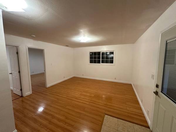2BR/1BA In Law Adu · Milpitas photo 3