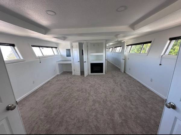 2BR/1BA Apartment · Pinole photo 2