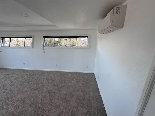 2BR/1BA Apartment · Pinole photo 4