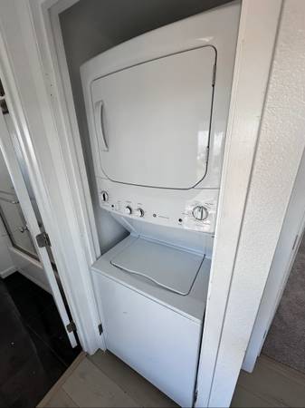 2BR/1BA Apartment · Pinole photo 4