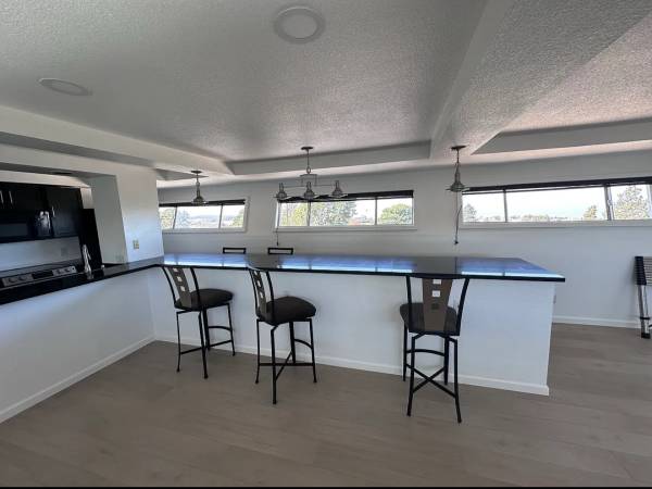 2BR/1BA Apartment · Pinole photo 2