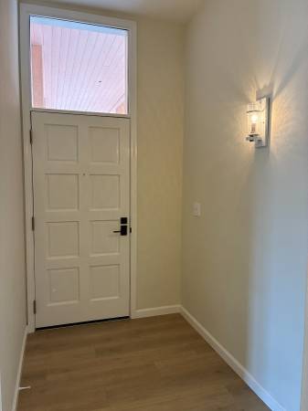 1BR/1BA Apartment on E Napa St · Vineburg photo 5