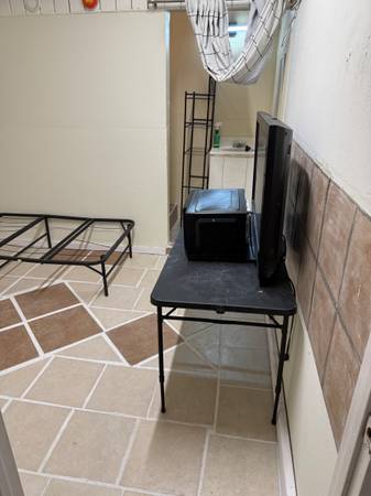 1BR/1BA Apartment · Vallejo photo 2