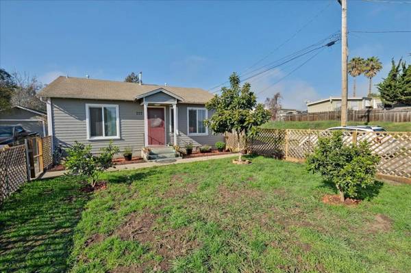 1BR/1BA Single Family House on Green Valley Rd · Freedom