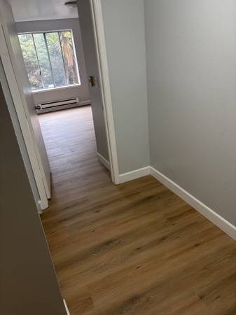 2BR/1BA Condo on Macarthur Blvd · Oakland photo 4